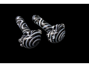 4.75'-5' 90 Gr BLACK TUBE AND ZIGZAG DICHRO ART PIPE